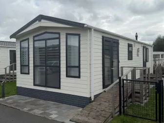 Colorado stacaravan 11m x 4m standgeld 2027 inbegrepen!