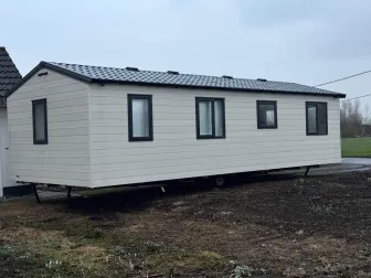 Recente stacaravan Harmony 10x4m – 2 slaapkamers – 40m²