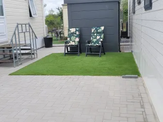 Stacaravan 10x3.80 op volledig nieuw aangelegd perceel te knokke heist topstaat