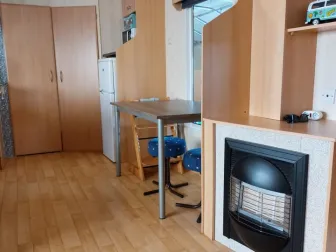 Stacaravan met voortent