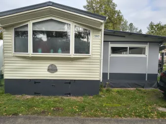 Stacaravan BK Bleubird met nieuwe voortent Ben Eilers