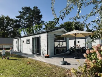 Luxe Chalet, 2 slpk, in familiepark Zilverstrand, Mol, BE